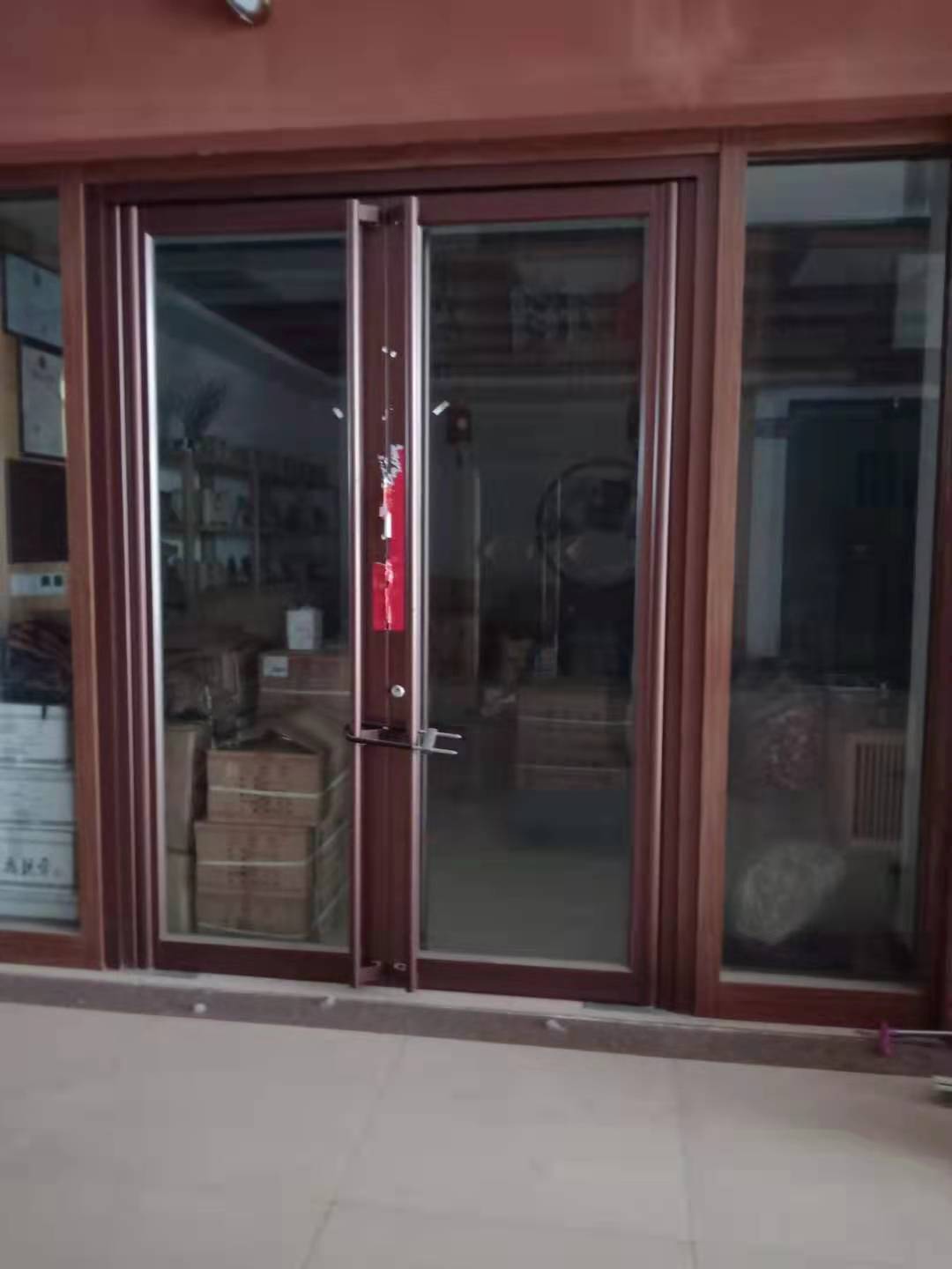 肯德基門配件選擇應(yīng)該注意什么？